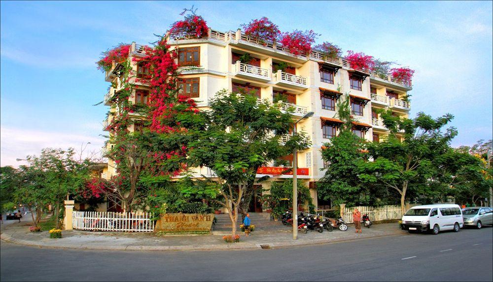 Và Golden Khách sạn