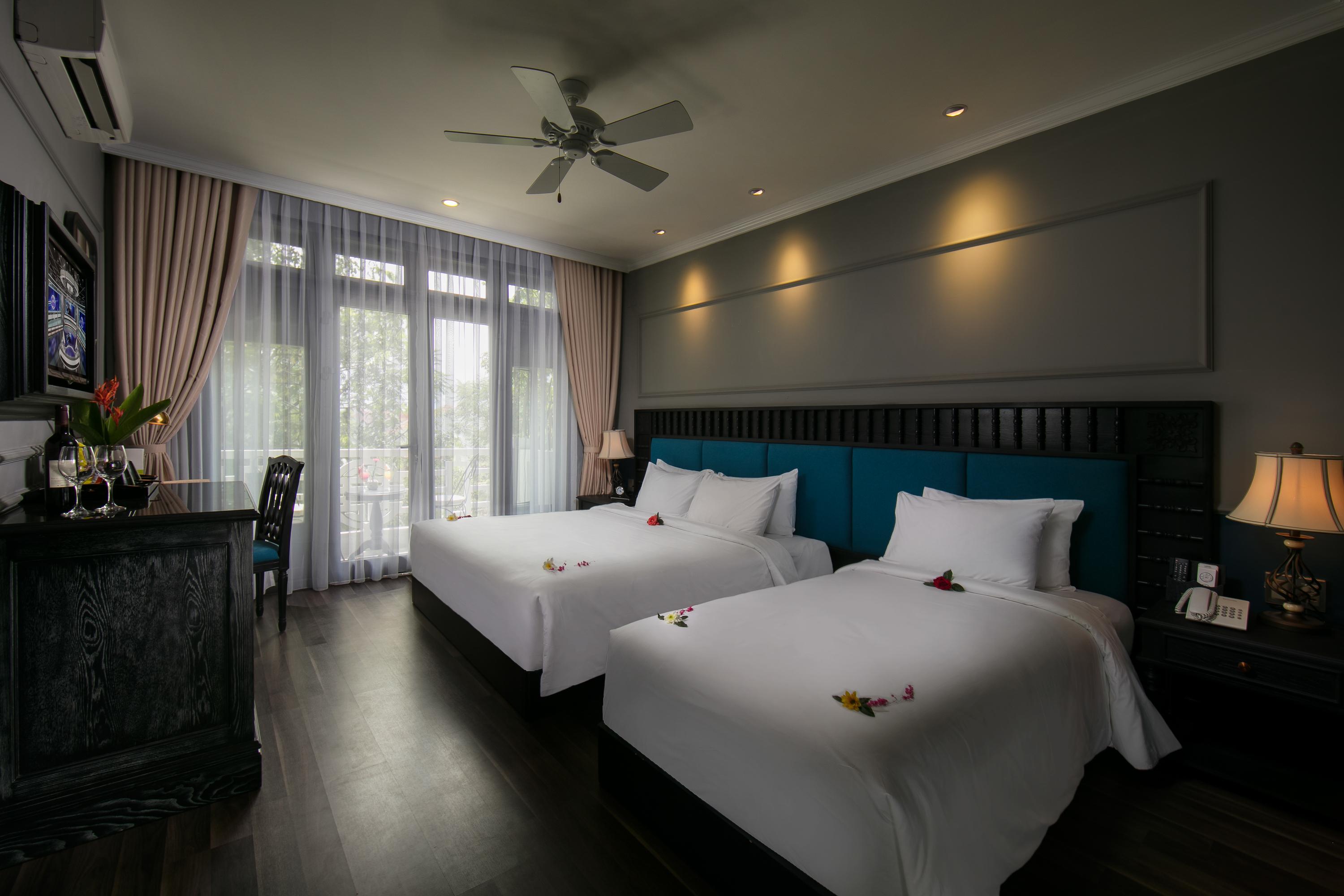Khách sạn Và Golden 4*