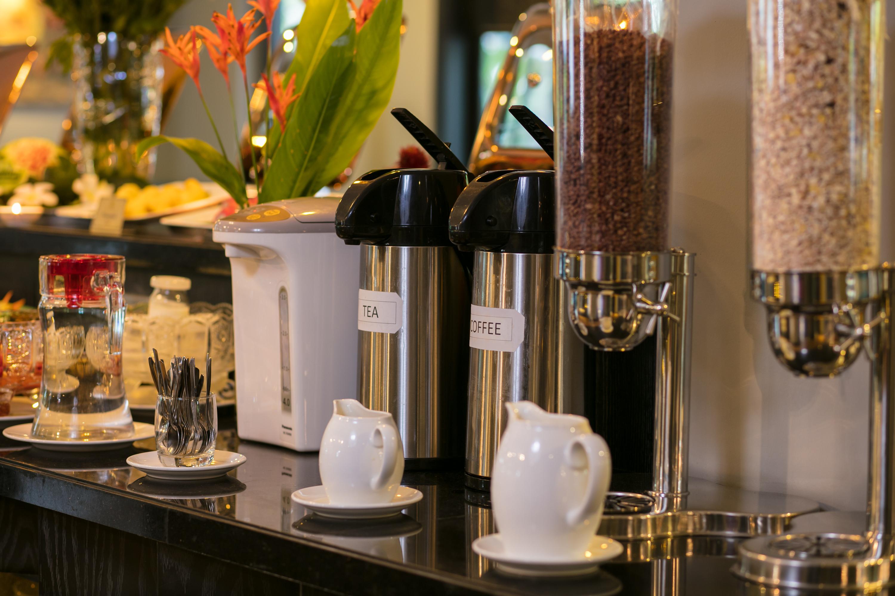 Và Golden Khách sạn