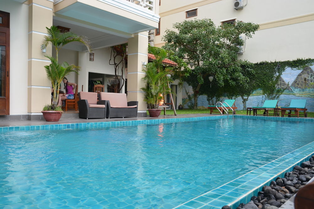 Và Golden 4* Hội An